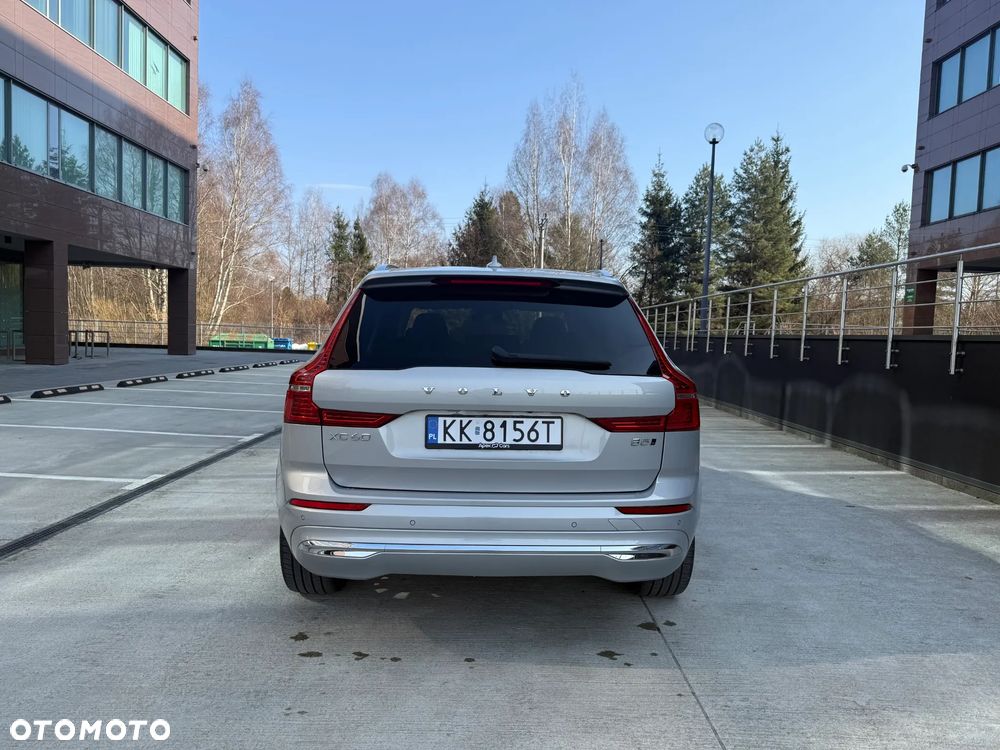 Volvo XC 60 B5 B AWD Ultimate Bright - 4