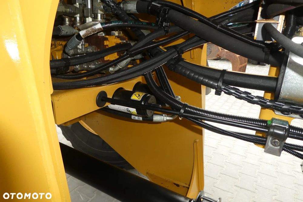 Caterpillar 914M ŁYZKA WIDŁY - 16