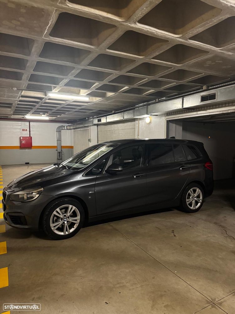 BMW 216 Gran Tourer d - 1