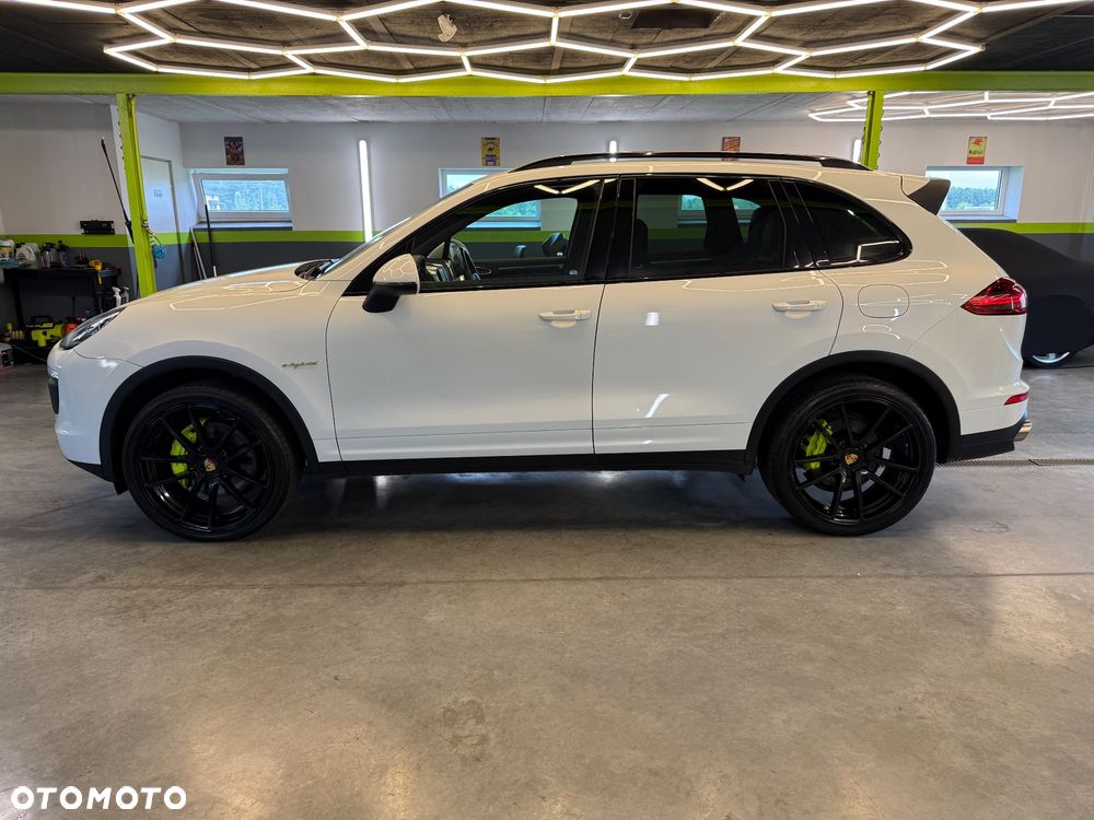 Porsche Cayenne S E-Hybrid - 5