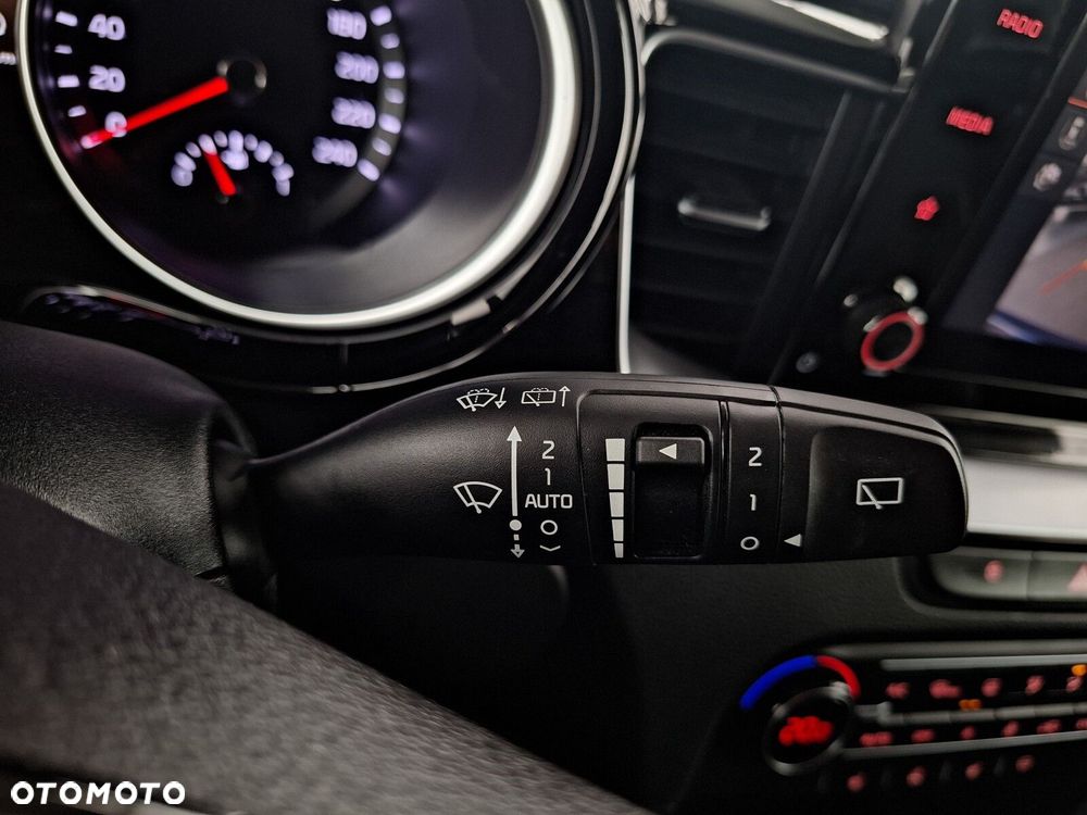 Kia Ceed 1.5 T-GDI L - 33