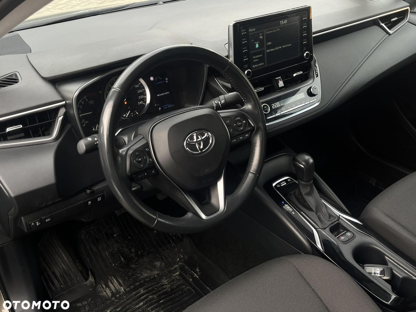 Toyota Corolla - 11