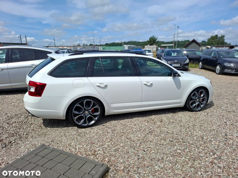 Skoda Octavia 2.0 TDI RS DSG - 11