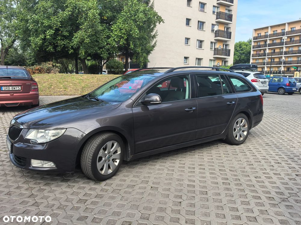 Skoda Superb 1.6 TDI Comfort / Active Greenline - 1