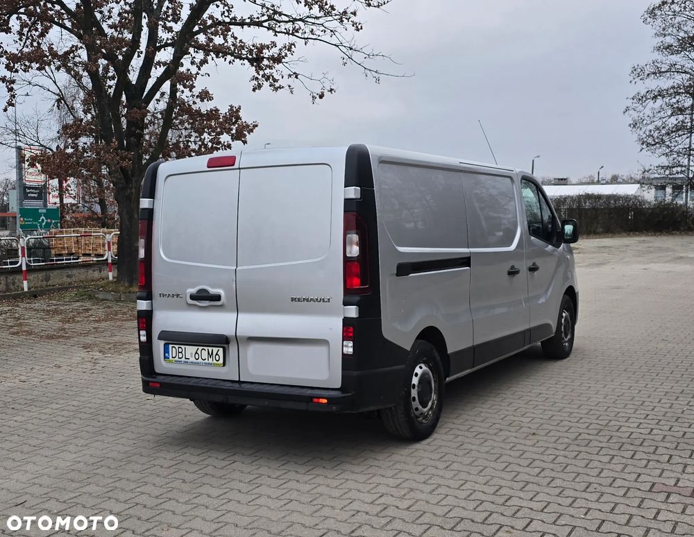 Renault TRAFIC - 8