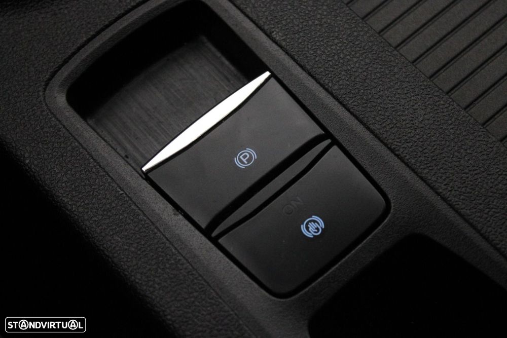 Ford Kuga 1.5 EcoBoost ST-Line - 29