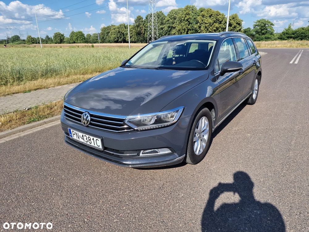 Volkswagen Passat - 2