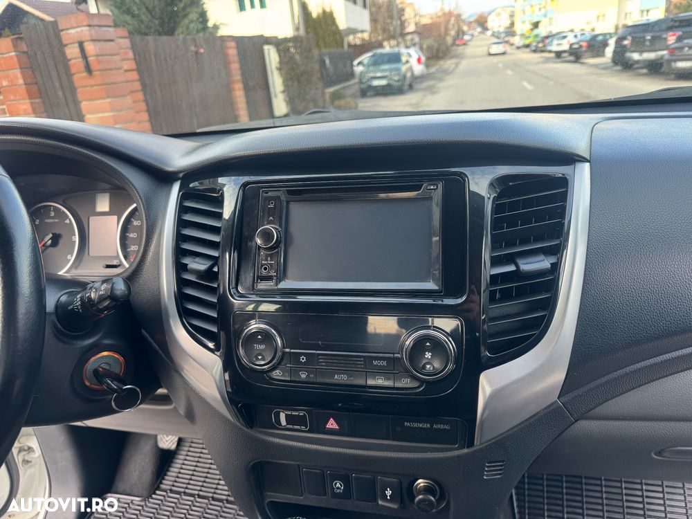 Mitsubishi L200 - 17