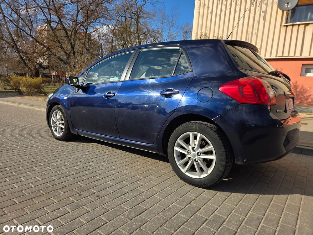 Toyota Auris 1.4 D-4D Luna - 3