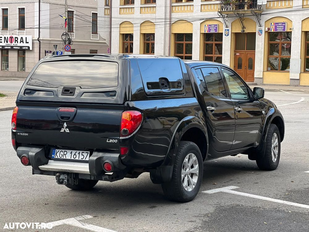 Mitsubishi L200 - 3