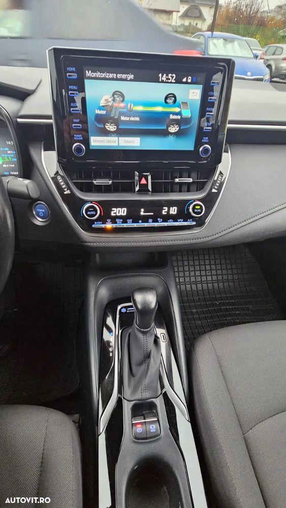 Toyota Corolla 1.8 Hybrid Comfort - 8