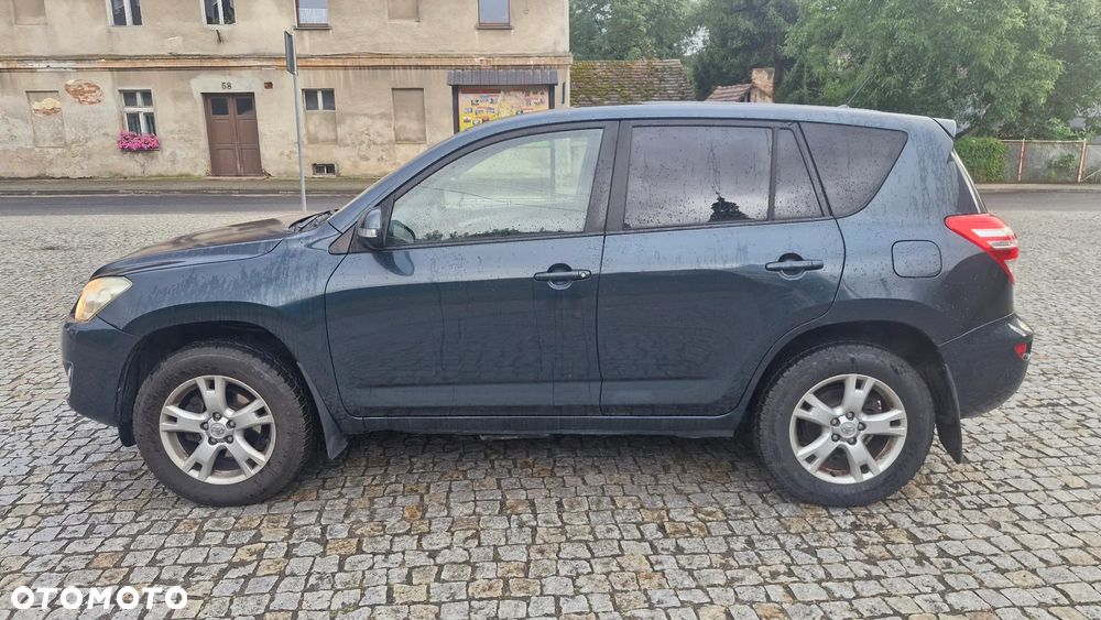 Toyota RAV4 2.2 D-4D 4x4 - 5