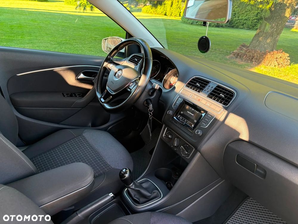 Volkswagen Polo - 14