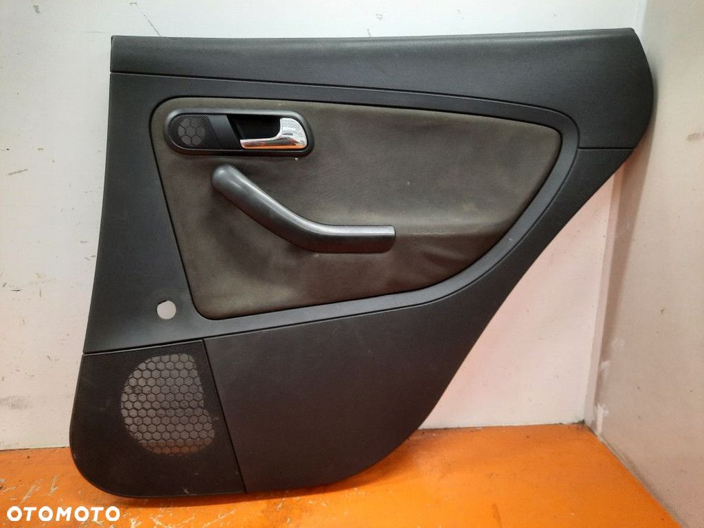 SEAT CORDOBA 2 II 03-09 TAPICERKA DRZWI TYŁ PRAWA  BOCZEK - 1