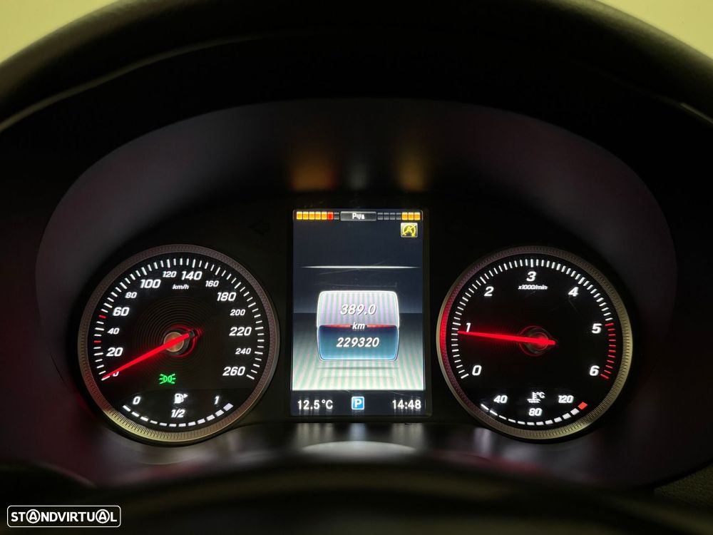 Mercedes-Benz C 200 d Avantgarde - 39