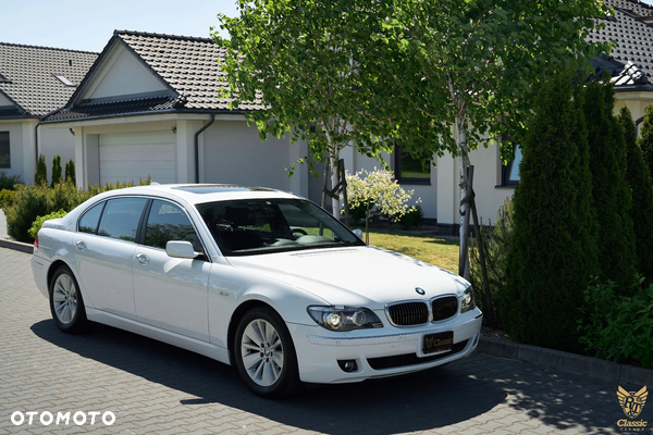 BMW Seria 7 750i L