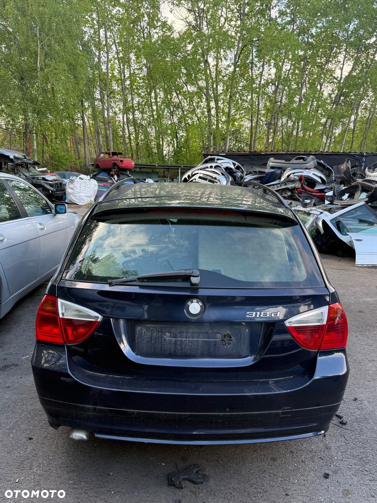 BMW E91 Touring Turas Kombi na części M47N2 MONACOBALU METALLIC - 3