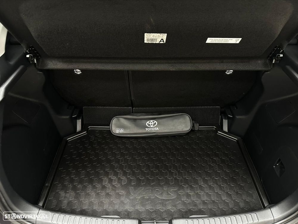 Toyota Yaris - 11