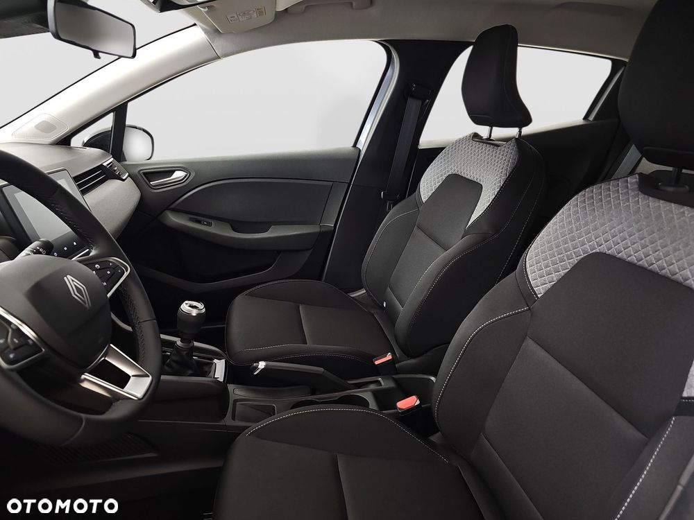 Renault Clio 1.0 TCe Evolution - 10