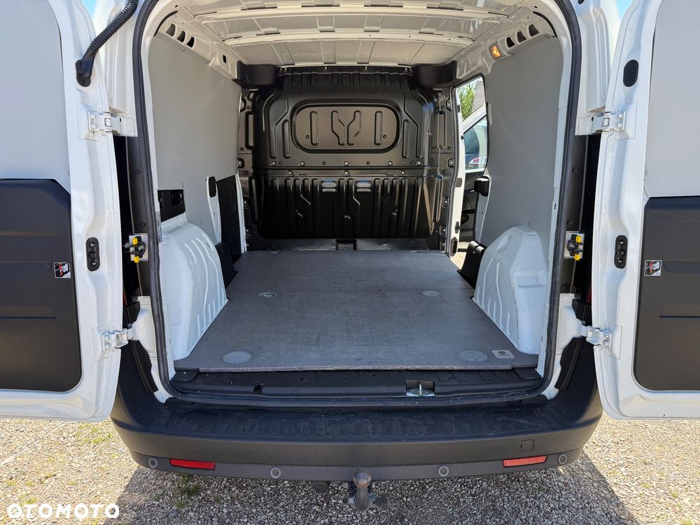 Fiat ZAREJESTROWANY DOBLO MAXI 1.4 TJET 120 KM NOWY GAZ LPG MAŁY PRZEBIEG OKAZJA - 11