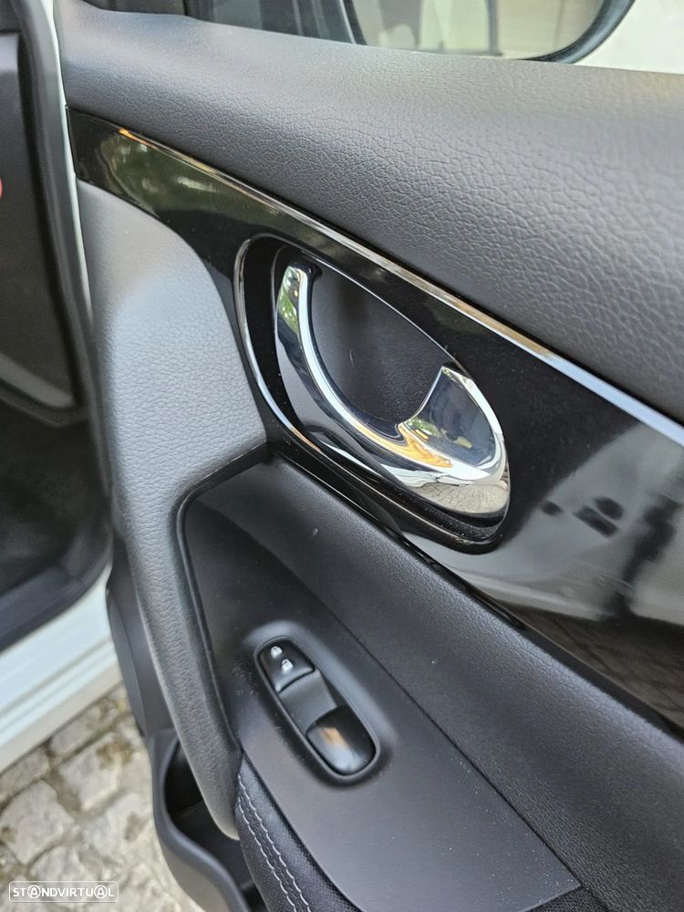 Nissan Qashqai 1.2 DIG-T Acenta Connect - 19