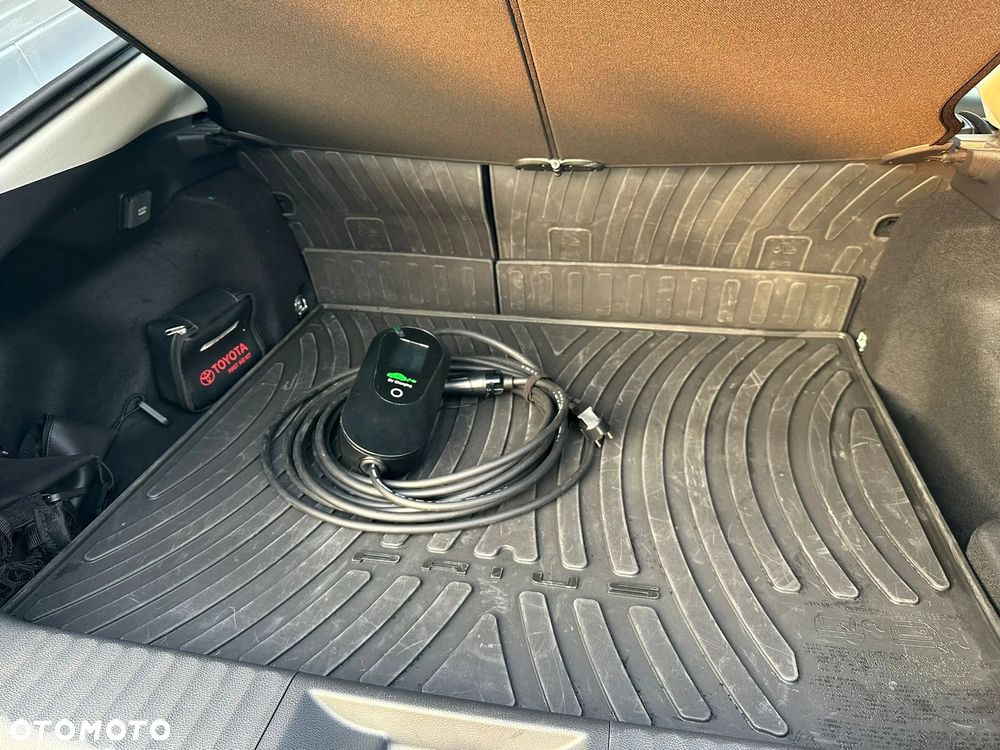 Toyota Prius - 7