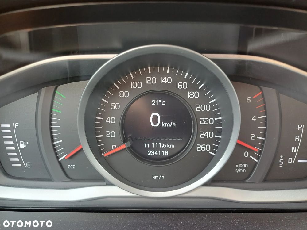 Volvo XC 60 D4 Drive-E Momentum - 5