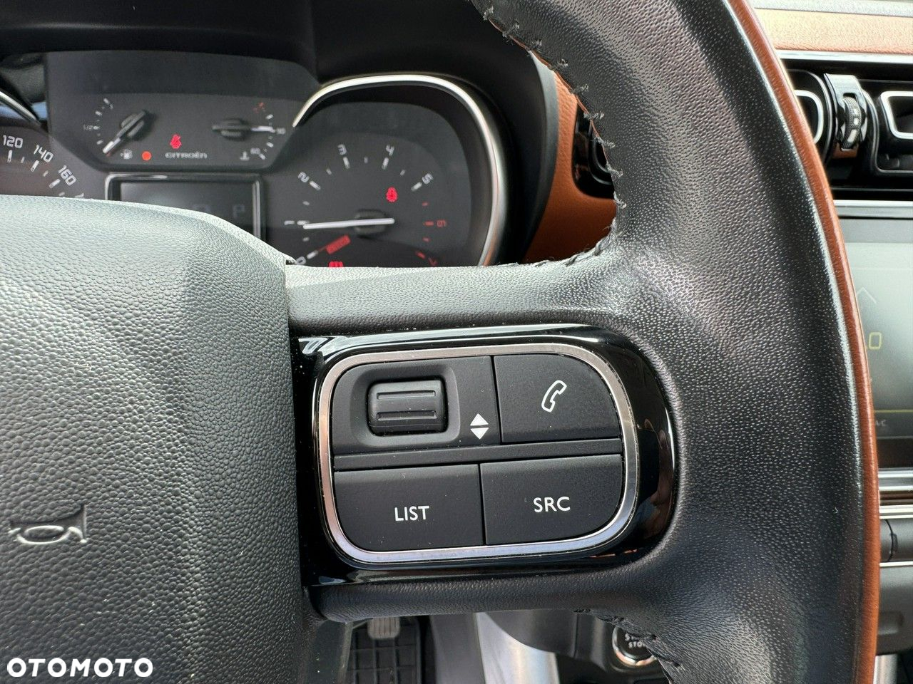Citroën C3 Aircross PureTech 110 Stop & Start EAT6 Shine - 25