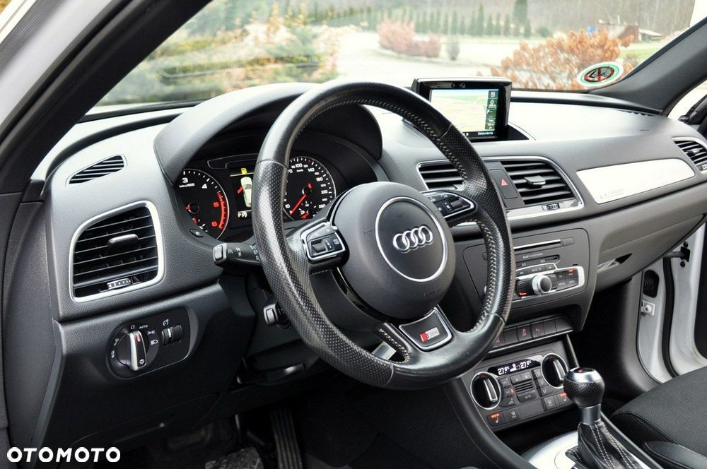 Audi Q3 - 22