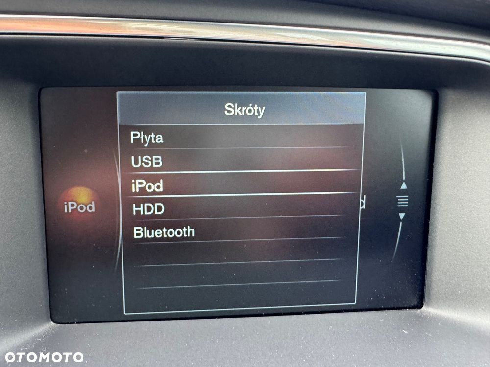 Volvo V40 D4 Geartronic Momentum - 15