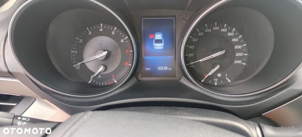 Toyota Avensis 1.8 Premium - 27
