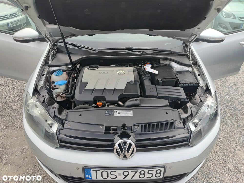 Volkswagen Golf 2.0 TDI DPF Comfortline - 26