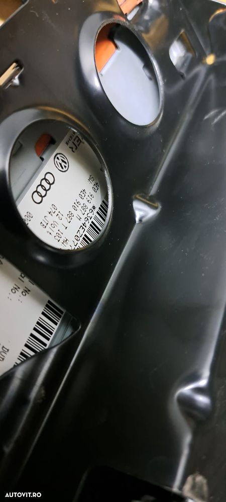 Dezmembrez Audi A6 C6 culori LY9B , LZ9Y , LY7Q , LZ7R , LZ5B - 24