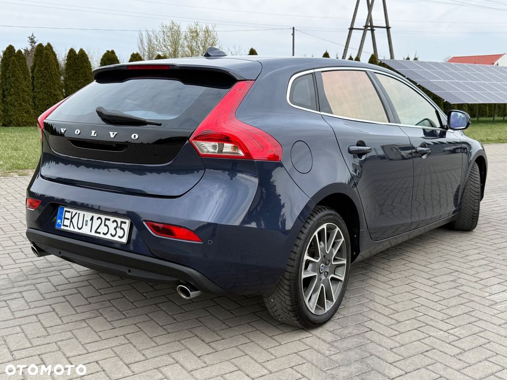 Volvo V40 - 9