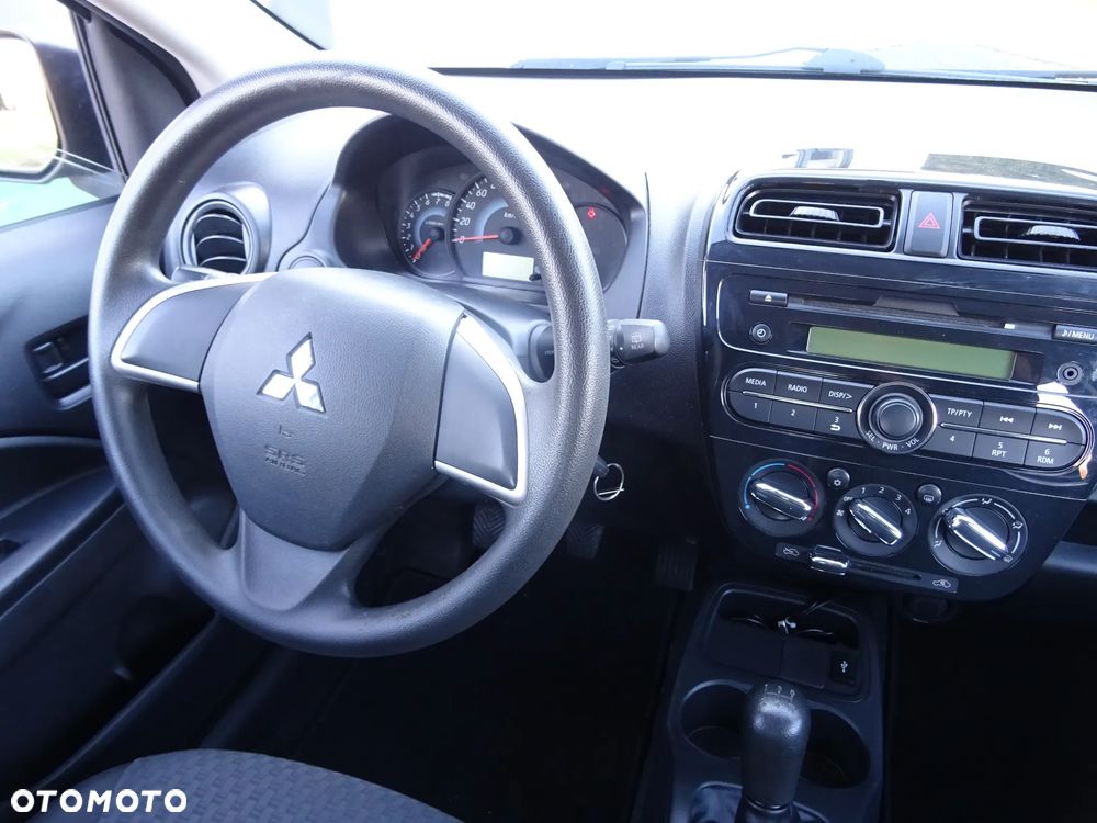 Mitsubishi Space Star - 27