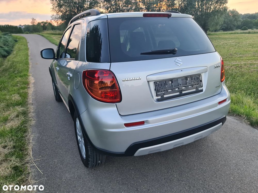 Suzuki SX4 - 4