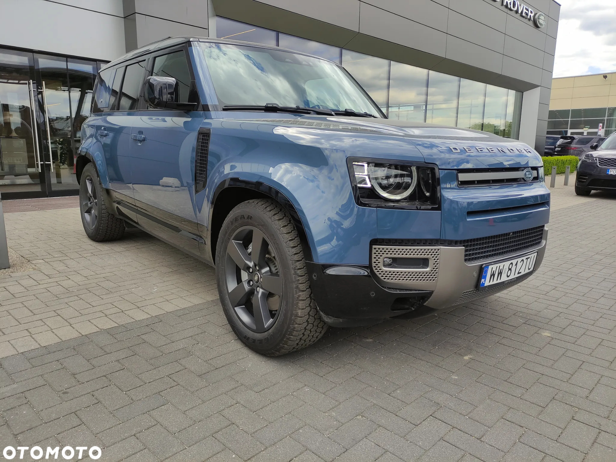Land Rover Defender - 7