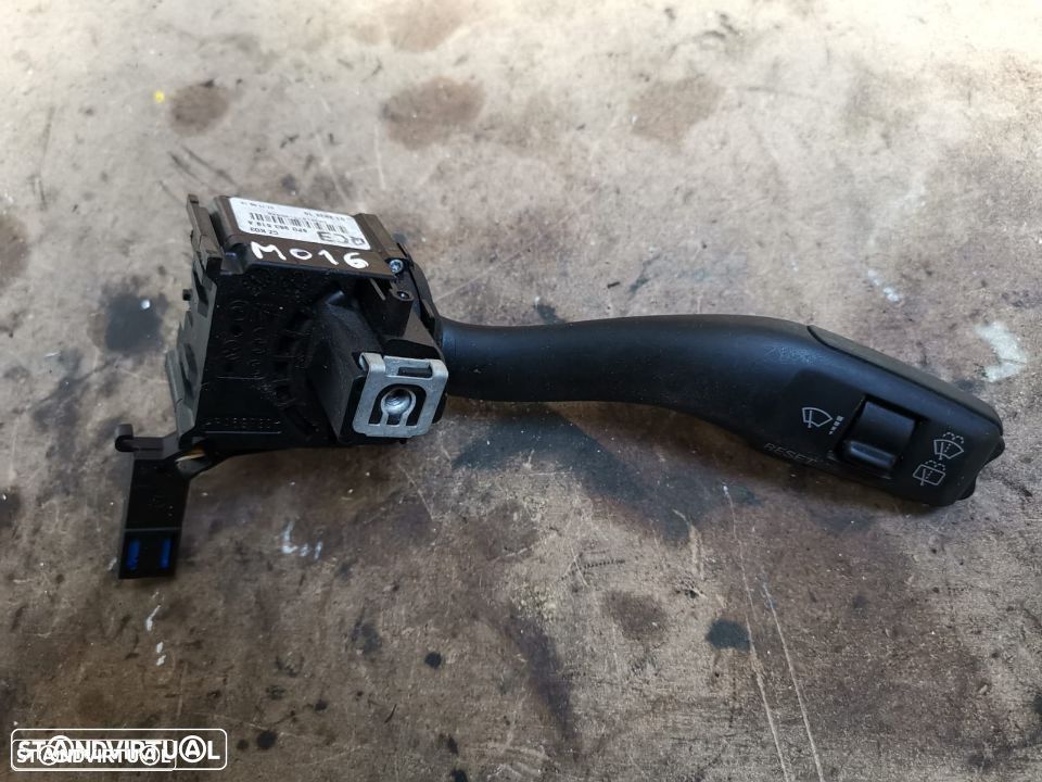 VW GOLF V MANETES COMUTADOR LIMPA VIDROS - M016 - 1