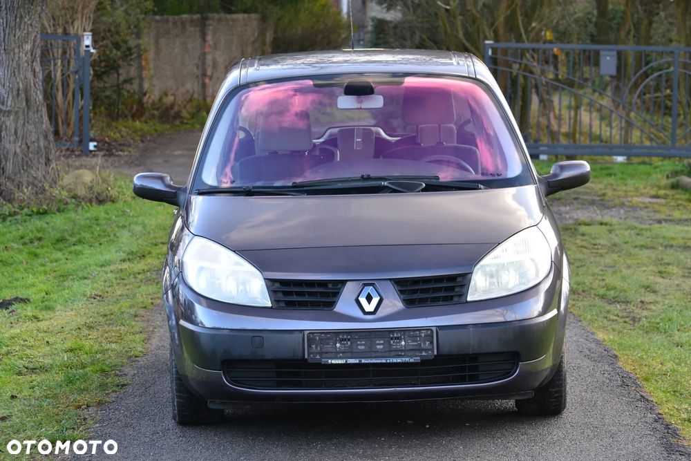 Renault Scenic - 17