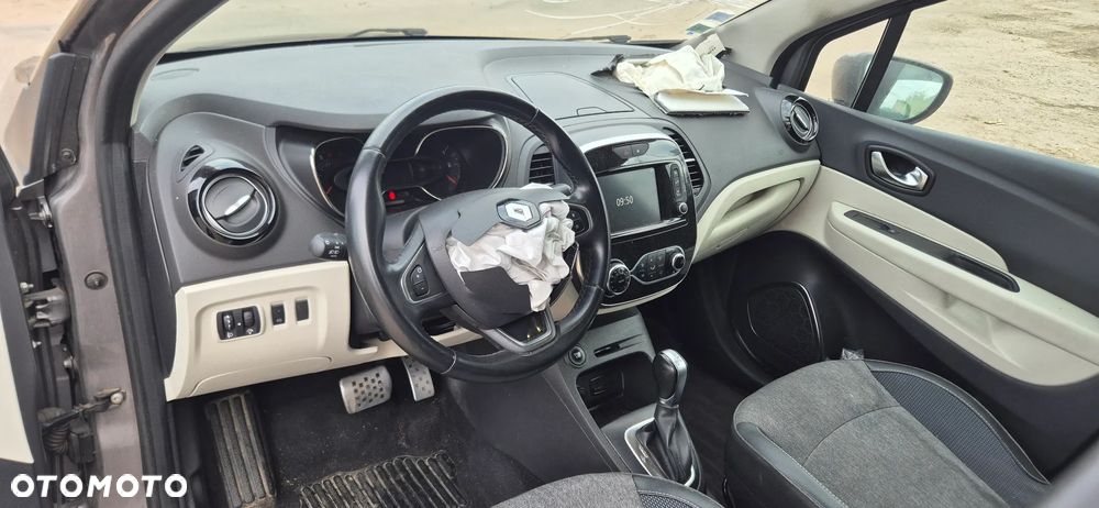 Renault Captur - 13