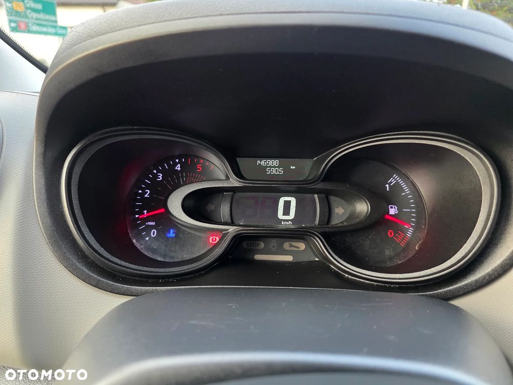 Renault Trafic - 18