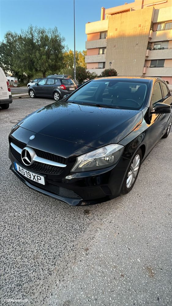 Mercedes-Benz A 180