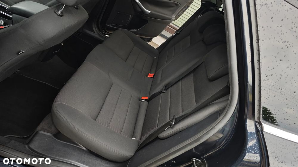 Ford Mondeo 2.0 FF Titanium - 26