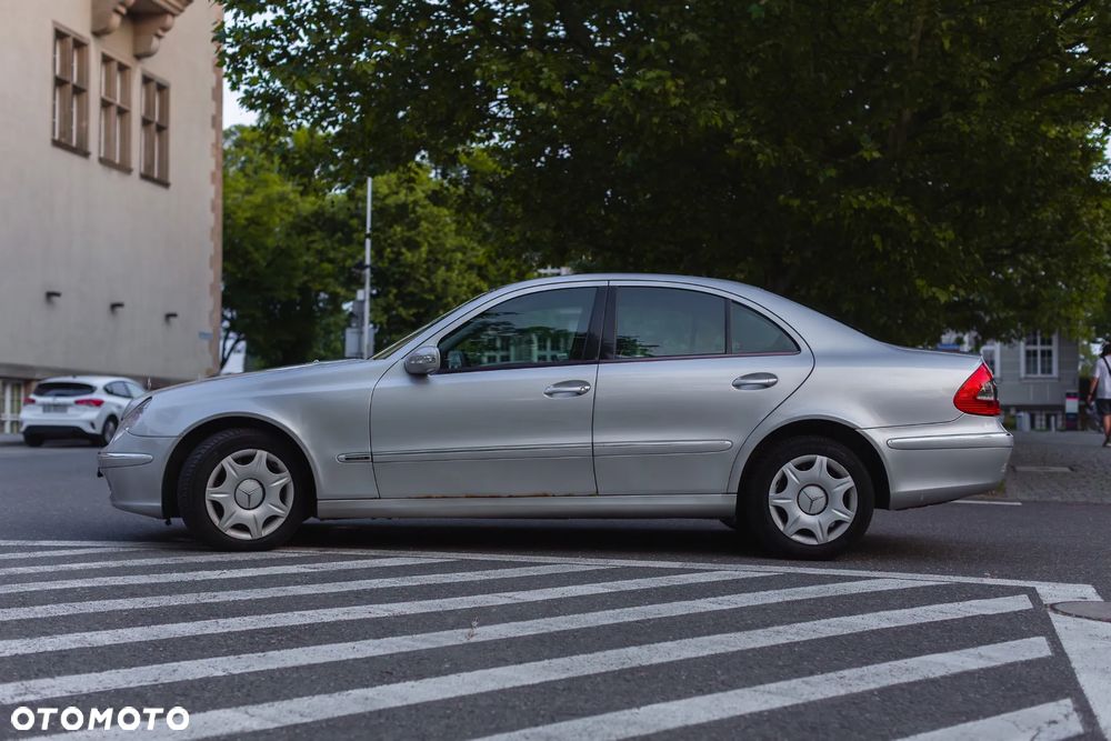 Mercedes-Benz Klasa E 220 CDI Automatik Elegance - 22