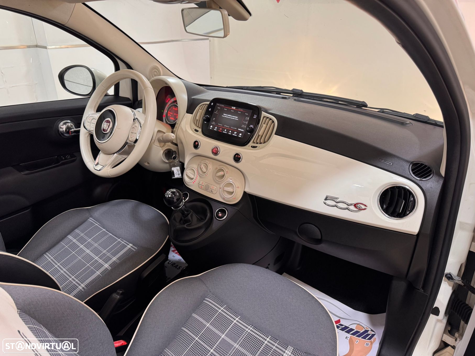 Fiat 500C 1.0 Hybrid Lounge - 40