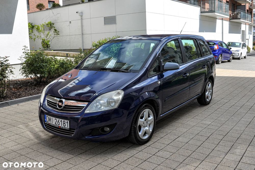 Opel Zafira - 1