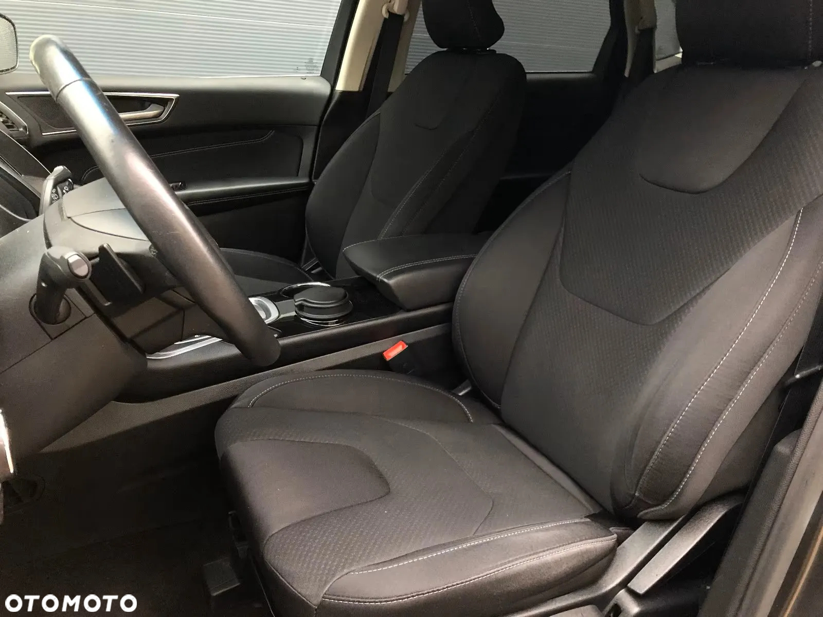 Ford Edge 2.0 TDCi Bi-Turbo 4x4 Titanium - 9
