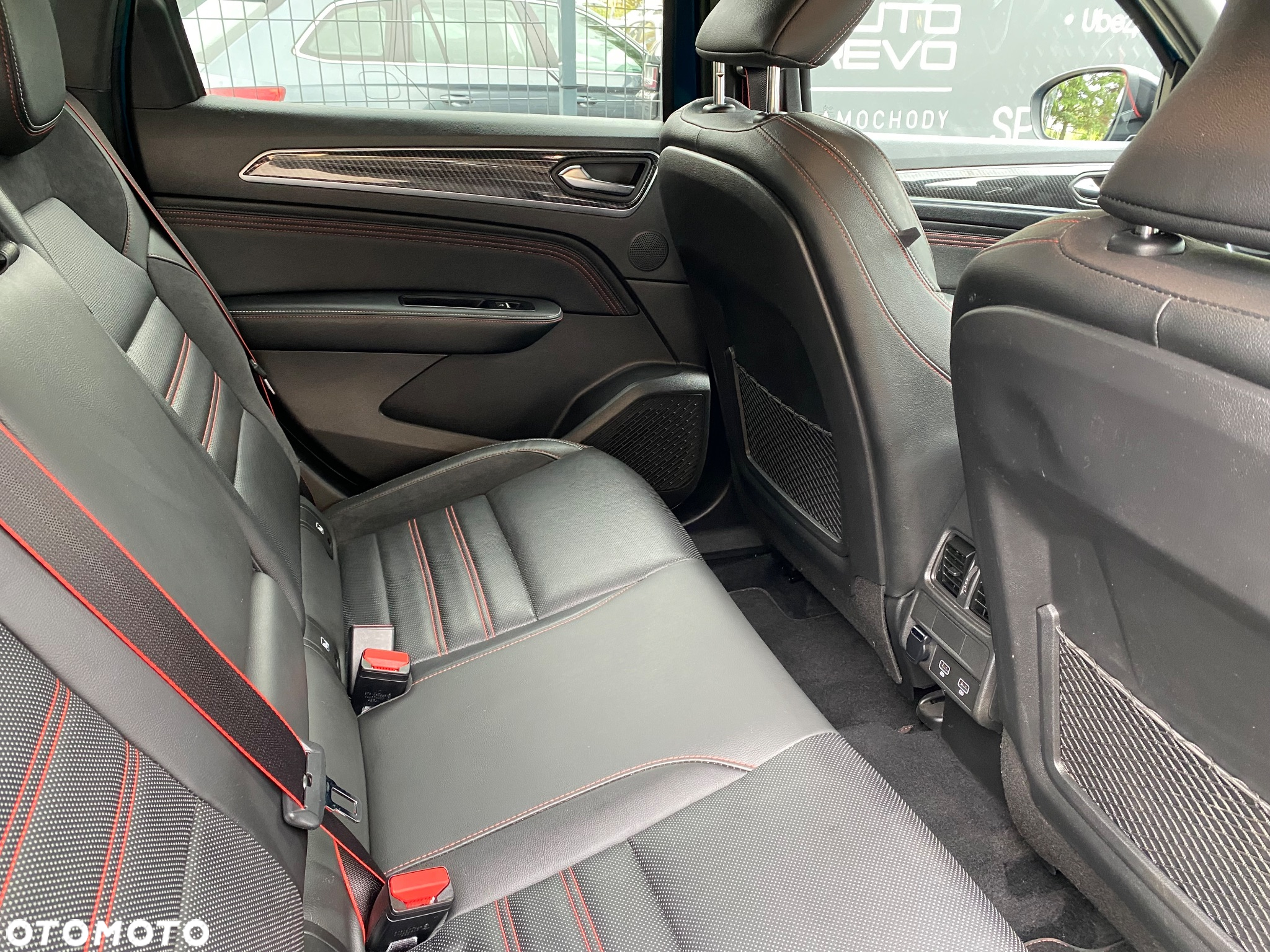 Renault Arkana 1.6 E-TECH R.S Line MMT - 17