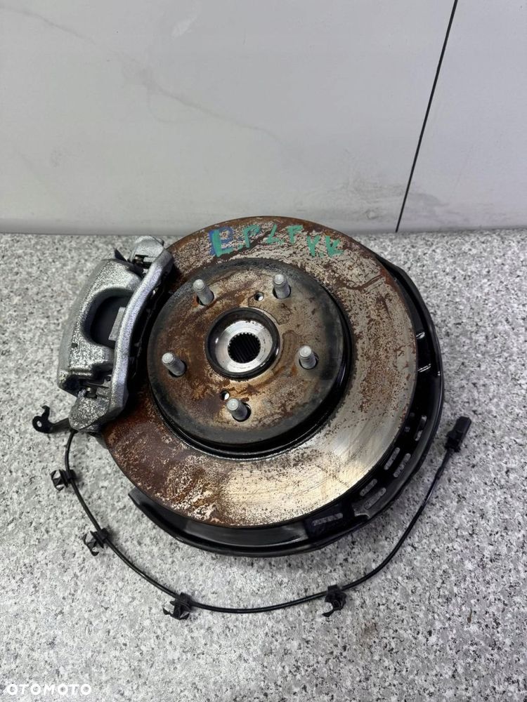 zwrotnica lewy przód toyota yaris cross kros 2022-25 1.5 hybryda - 1