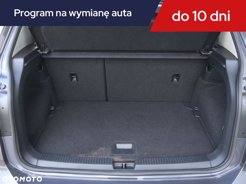 Volkswagen T-Cross - 14